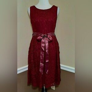 Burgundy Lace Sleeveless Knee-Length Ribbon Sash Party Dress from ModClothNEW